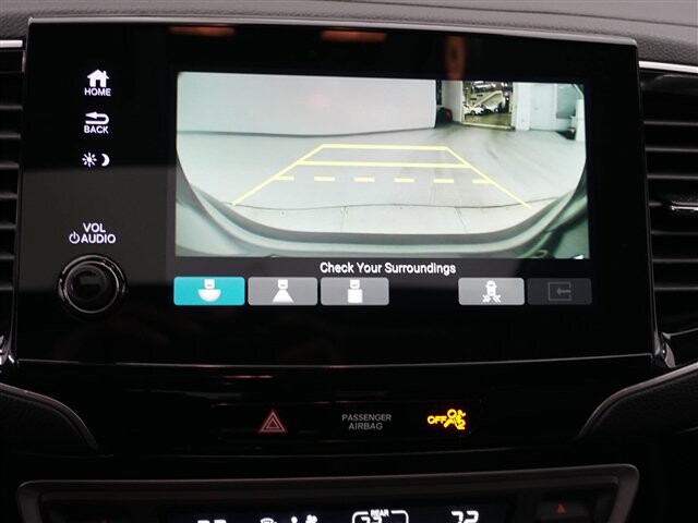 2019 Honda Pilot in Cincinnati, OH 45251-2402 - 2005262 92