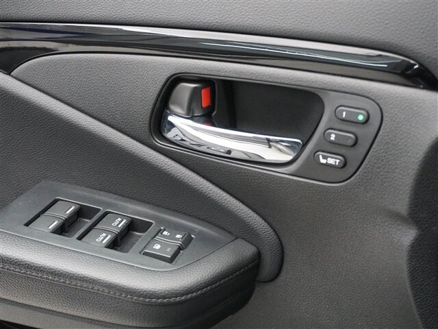 2019 Honda Pilot in Cincinnati, OH 45251-2402 - 2005262 65