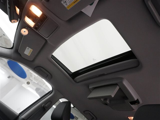 2019 Honda Pilot in Cincinnati, OH 45251-2402 - 2005262 94