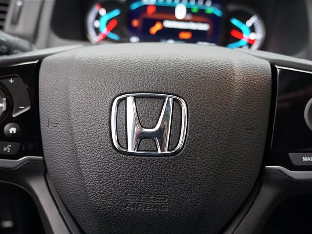 2019 Honda Pilot in Cincinnati, OH 45251-2402 - 2005262 28