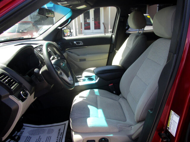 2014 Ford Explorer in Tampa, FL 33604-6914 - 2010294 36