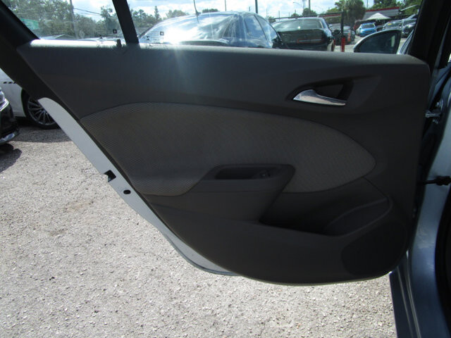 2017 Chevrolet Cruze in Tampa, FL 33604-6914 - 2011884 16