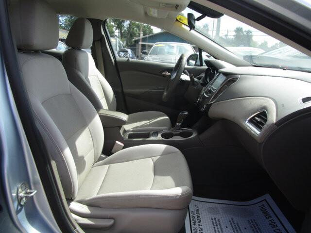 2017 Chevrolet Cruze in Tampa, FL 33604-6914 - 2011884 6