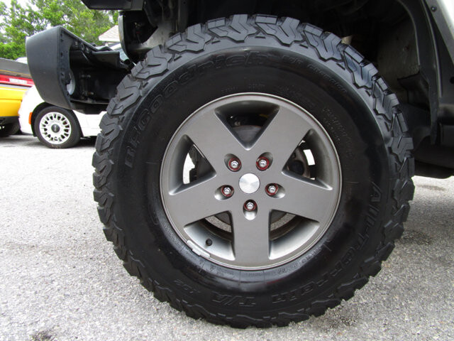 2013 Jeep Wrangler in Tampa, FL 33604-6914 - 2012965 49