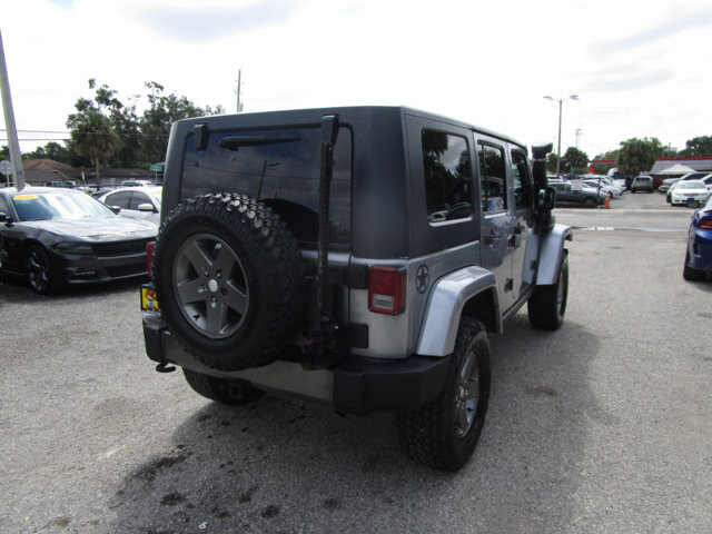 2013 Jeep Wrangler in Tampa, FL 33604-6914 - 2012965 24