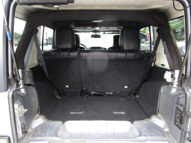 2013 Jeep Wrangler in Tampa, FL 33604-6914 - 2012965 54