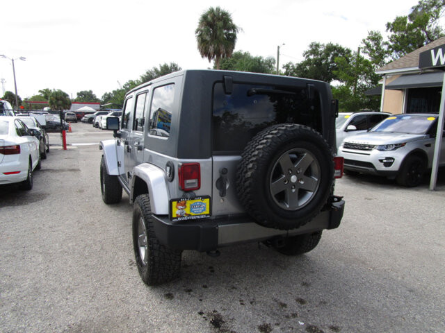 2013 Jeep Wrangler in Tampa, FL 33604-6914 - 2012965 26