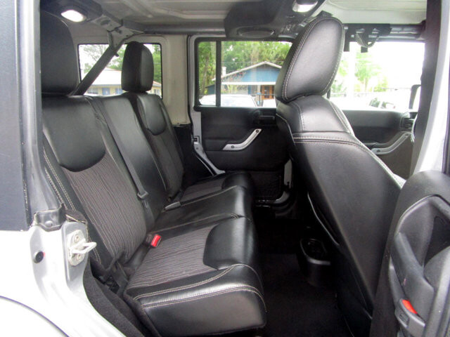 2013 Jeep Wrangler in Tampa, FL 33604-6914 - 2012965 94