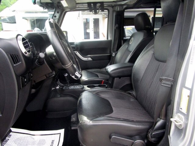 2013 Jeep Wrangler in Tampa, FL 33604-6914 - 2012965 65