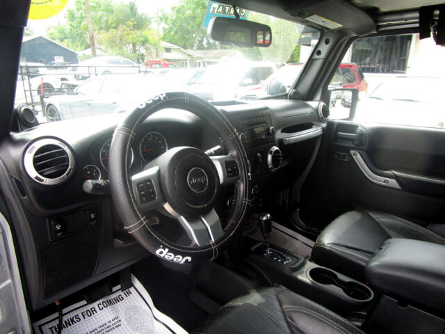 2013 Jeep Wrangler in Tampa, FL 33604-6914 - 2012965 97