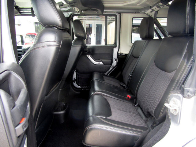 2013 Jeep Wrangler in Tampa, FL 33604-6914 - 2012965 95