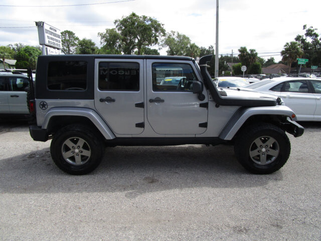 2013 Jeep Wrangler in Tampa, FL 33604-6914 - 2012965 27