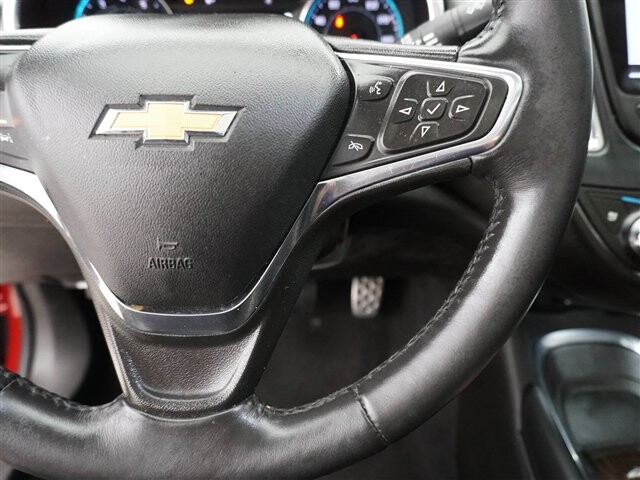 2017 Chevrolet Malibu in Cincinnati, OH 45251-2402 - 2013213 40