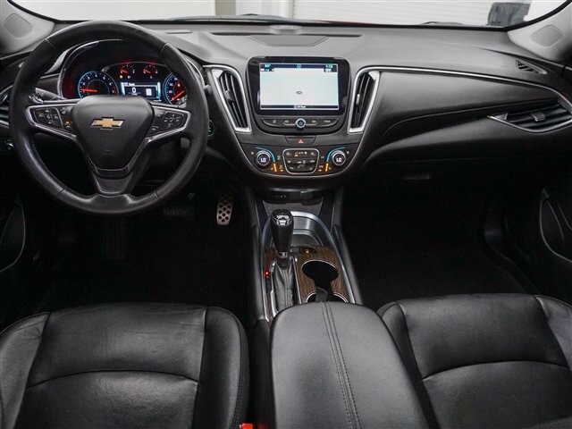 2017 Chevrolet Malibu in Cincinnati, OH 45251-2402 - 2013213 56