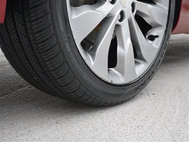 2017 Chevrolet Malibu in Cincinnati, OH 45251-2402 - 2013213 96