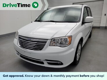 2014 Chrysler Town & Country in Lombard, IL 60148