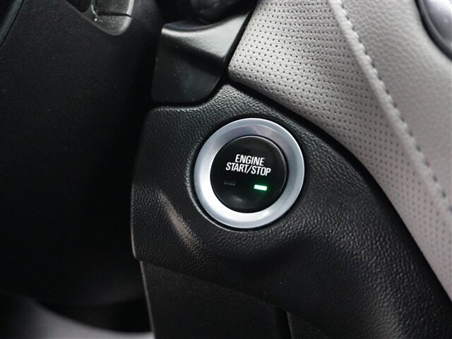 2019 Chevrolet Equinox in Cincinnati, OH 45251-2402 - 2016424 45