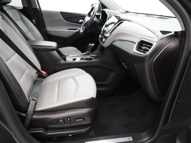 2019 Chevrolet Equinox in Cincinnati, OH 45251-2402 - 2016424 16