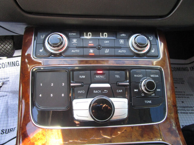 2013 Audi A8 in Tampa, FL 33604-6914 - 2017919 5