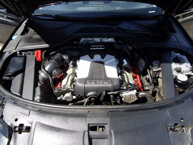 2013 Audi A8 in Tampa, FL 33604-6914 - 2017919 82