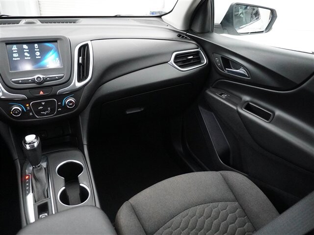 2018 Chevrolet Equinox in Cincinnati, OH 45251-2402 - 2020645 24