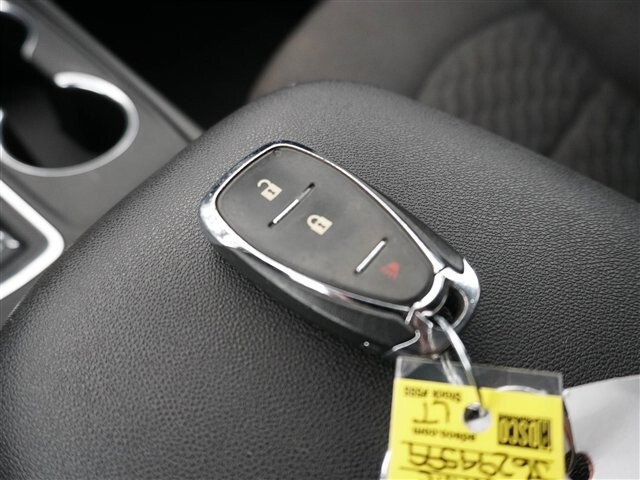 2018 Chevrolet Equinox in Cincinnati, OH 45251-2402 - 2020645 45