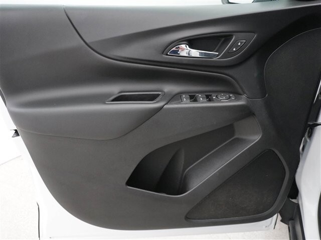 2018 Chevrolet Equinox in Cincinnati, OH 45251-2402 - 2020645 28