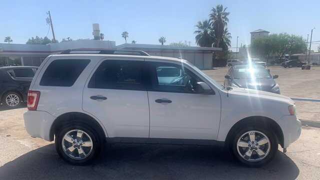2009 Ford Escape in Tucson, AZ 85712-4825 - 2022682 7