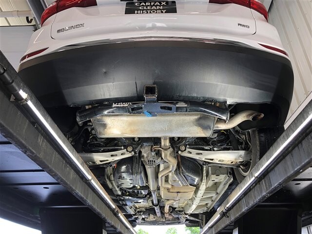 2018 Chevrolet Equinox in Cincinnati, OH 45251-2402 - 2023755 10