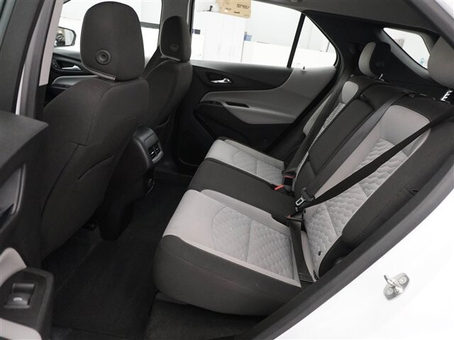2018 Chevrolet Equinox in Cincinnati, OH 45251-2402 - 2023755 14