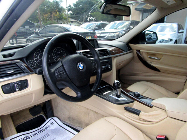 2014 BMW 320i in Tampa, FL 33604-6914 - 2024126 11
