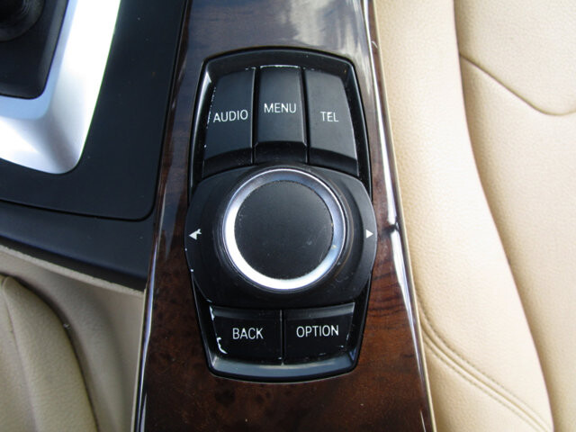 2014 BMW 320i in Tampa, FL 33604-6914 - 2024126 30