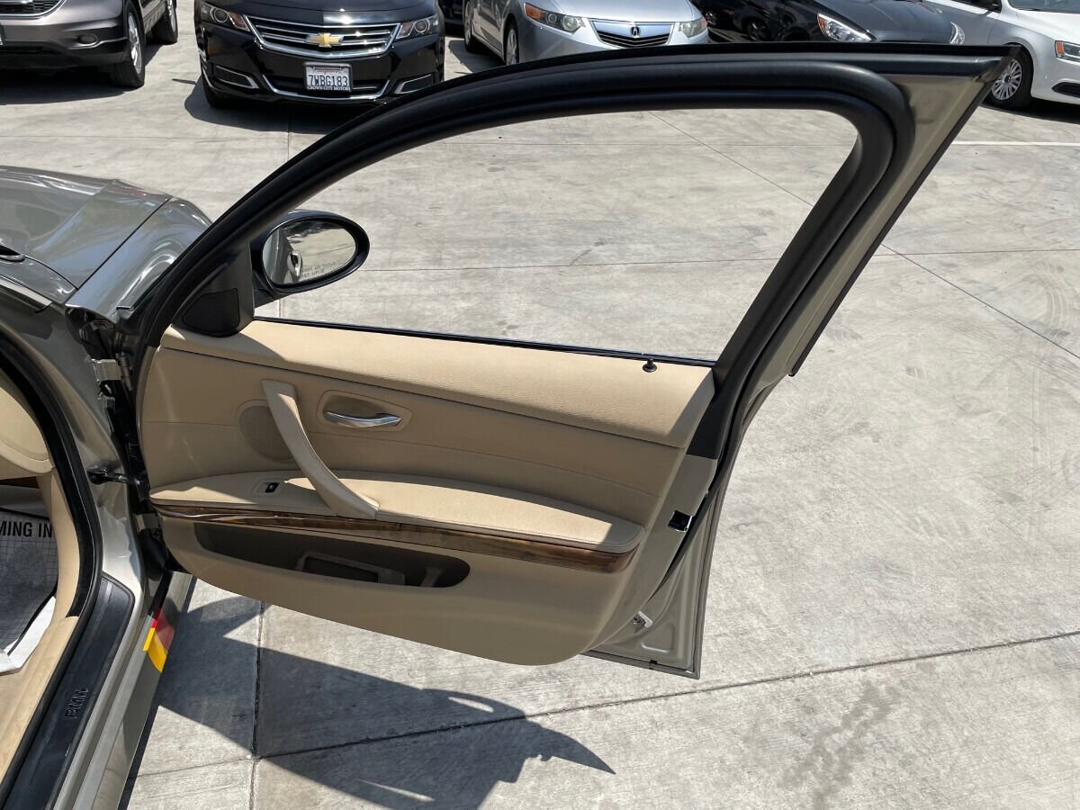 2007 BMW 335i in Pasadena, CA 91107 - 2025073 30