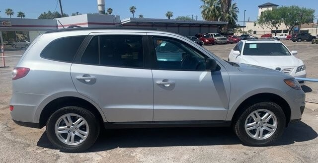 2010 Hyundai Santa Fe in Tucson, AZ 85712-4825 - 2028688 4