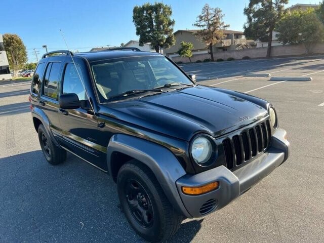2004 Jeep Liberty in COSTA MESA, CA 92626 - 2030306 6