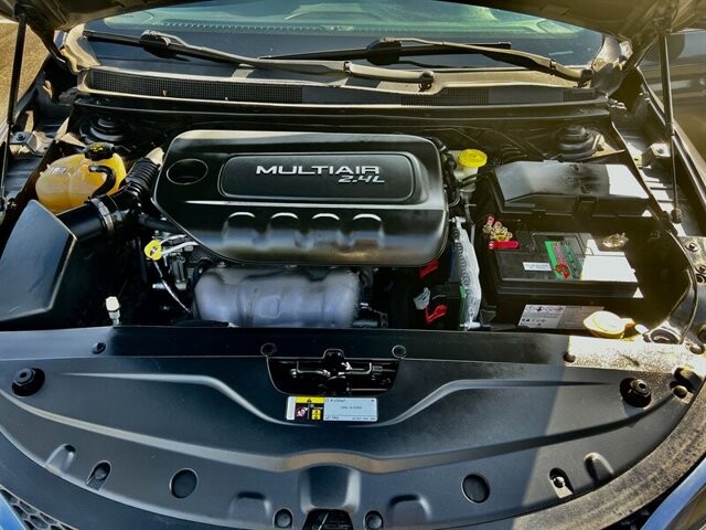 2004 Jeep Liberty in COSTA MESA, CA 92626 - 2030306 7