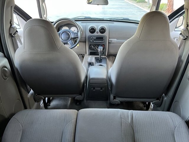 2004 Jeep Liberty in COSTA MESA, CA 92626 - 2030306 26