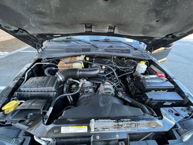 2004 Jeep Liberty in COSTA MESA, CA 92626 - 2030306 11