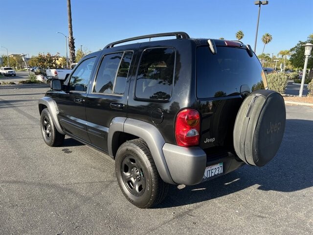 2004 Jeep Liberty in COSTA MESA, CA 92626 - 2030306 21