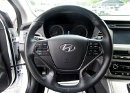 2017 Hyundai Sonata in Tampa, FL 33604-6914 - 2031597 34