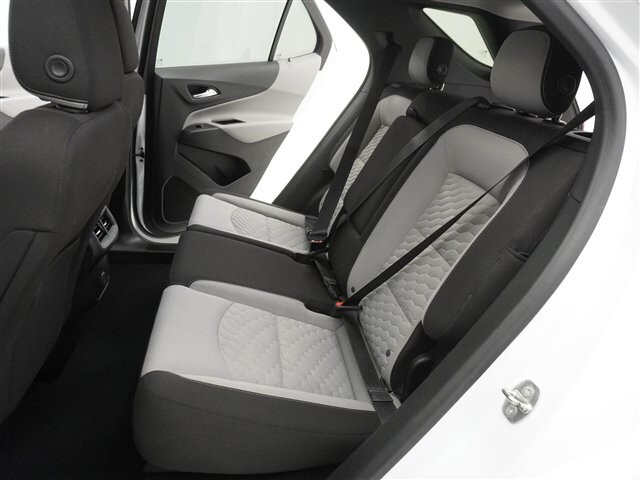 2018 Chevrolet Equinox in Cincinnati, OH 45251-2402 - 2033008 16