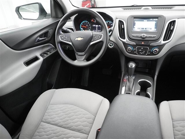 2018 Chevrolet Equinox in Cincinnati, OH 45251-2402 - 2033008 26