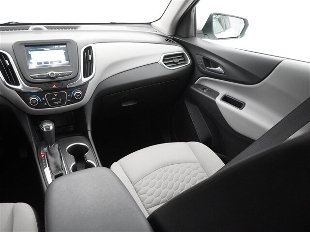 2018 Chevrolet Equinox in Cincinnati, OH 45251-2402 - 2033008 28