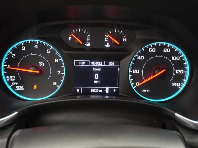 2018 Chevrolet Equinox in Cincinnati, OH 45251-2402 - 2033008 6