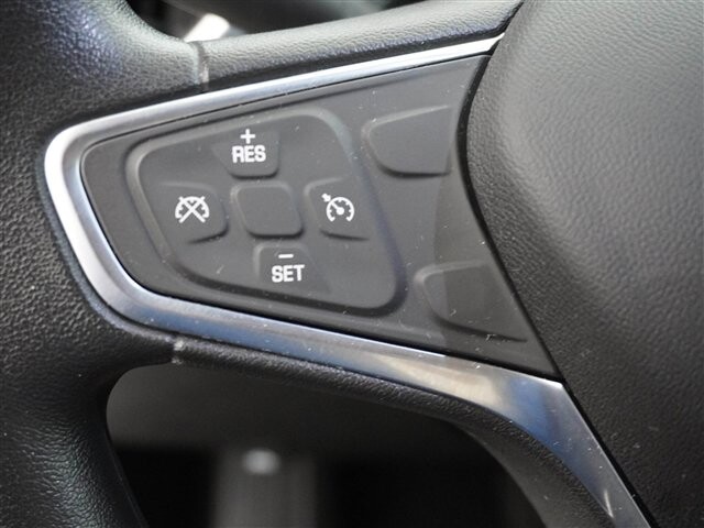 2018 Chevrolet Equinox in Cincinnati, OH 45251-2402 - 2033008 30