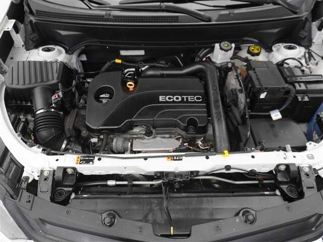 2018 Chevrolet Equinox in Cincinnati, OH 45251-2402 - 2033008 43