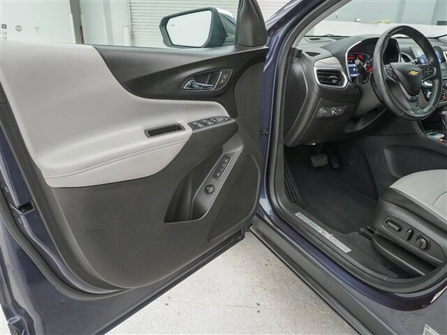 2019 Chevrolet Equinox in Cincinnati, OH 45251-2402 - 2033009 3