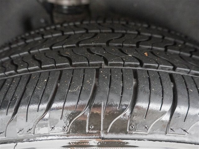 2019 Chevrolet Equinox in Cincinnati, OH 45251-2402 - 2033009 47