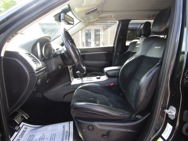 2013 Jeep Grand Cherokee in Tampa, FL 33604-6914 - 2033905 11