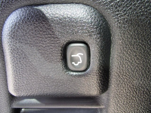2013 Jeep Grand Cherokee in Tampa, FL 33604-6914 - 2033905 30